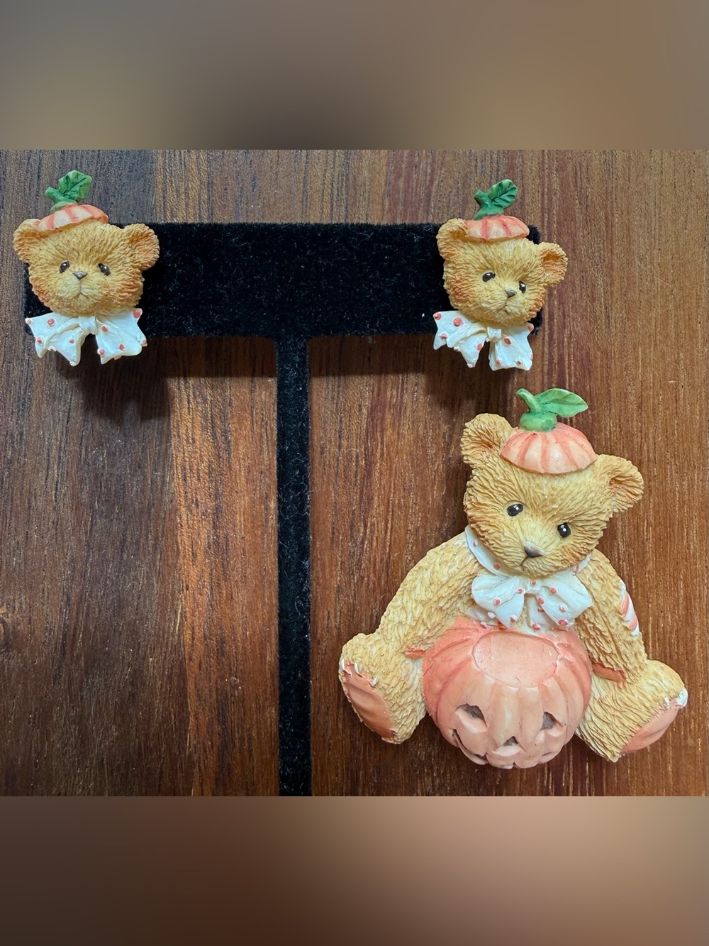 Cherished Teddies Cream and Orange Bear Pumpkin Brooch & Earrings Fall Halloween